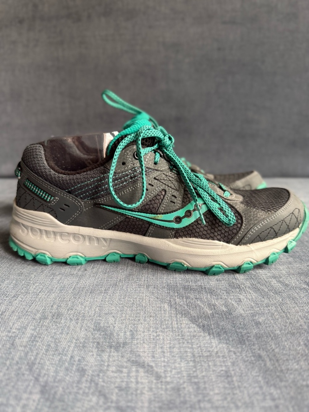Saucony Women’s Grid Raptor TR 2 Trail Running Shoes SZ 9.5 Teal Grey Athletic